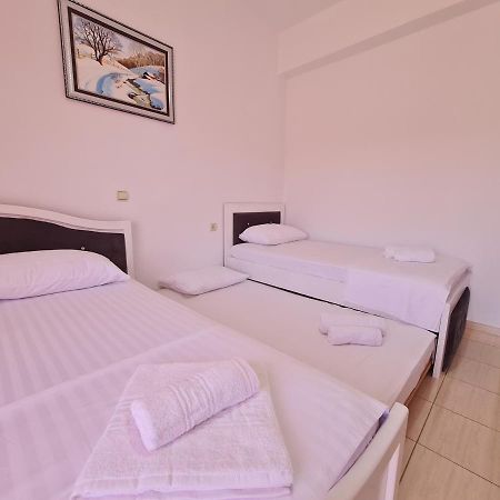 Summer Time Hotel Ksamil Exterior photo