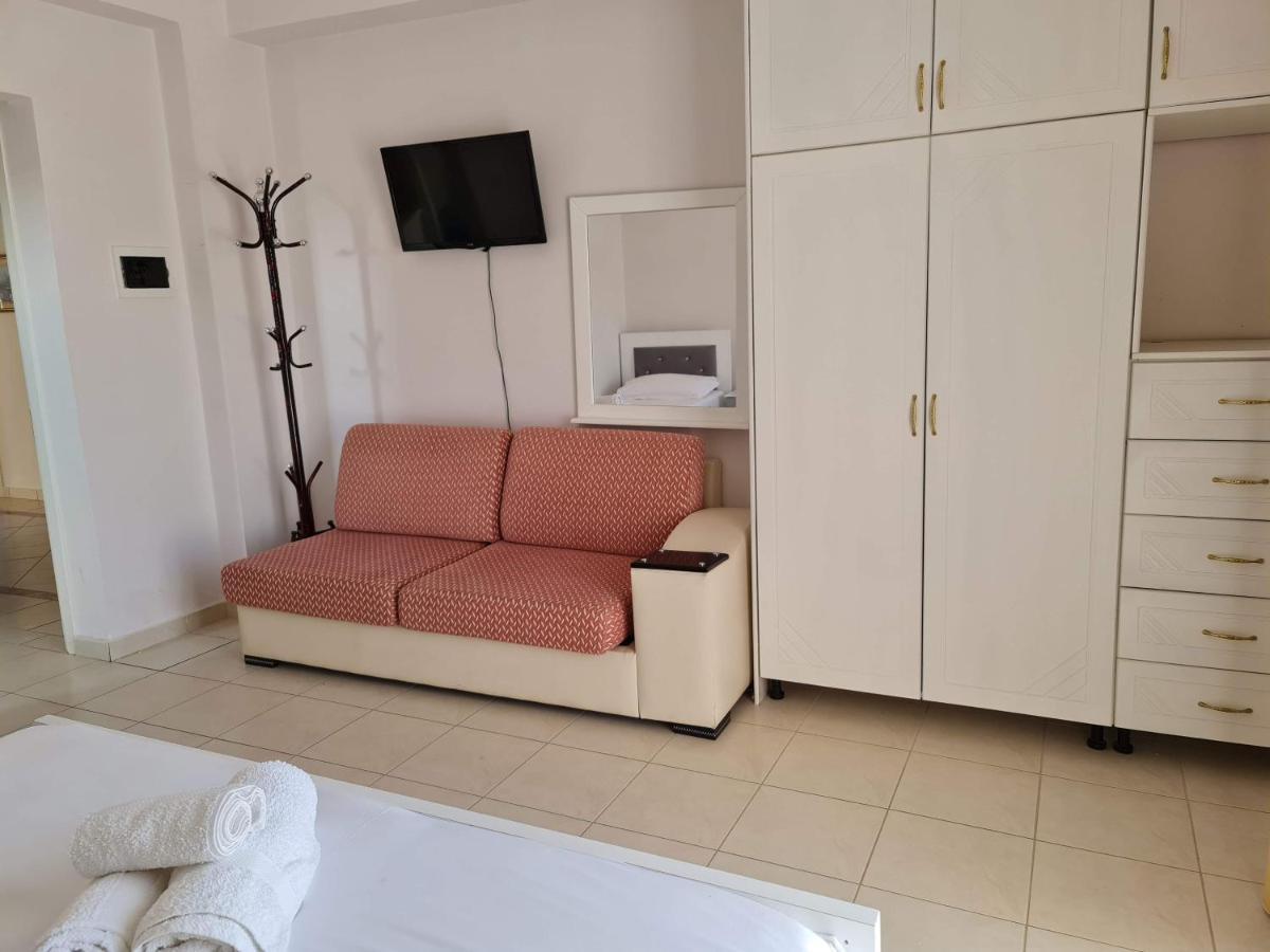 Summer Time Hotel Ksamil Exterior photo