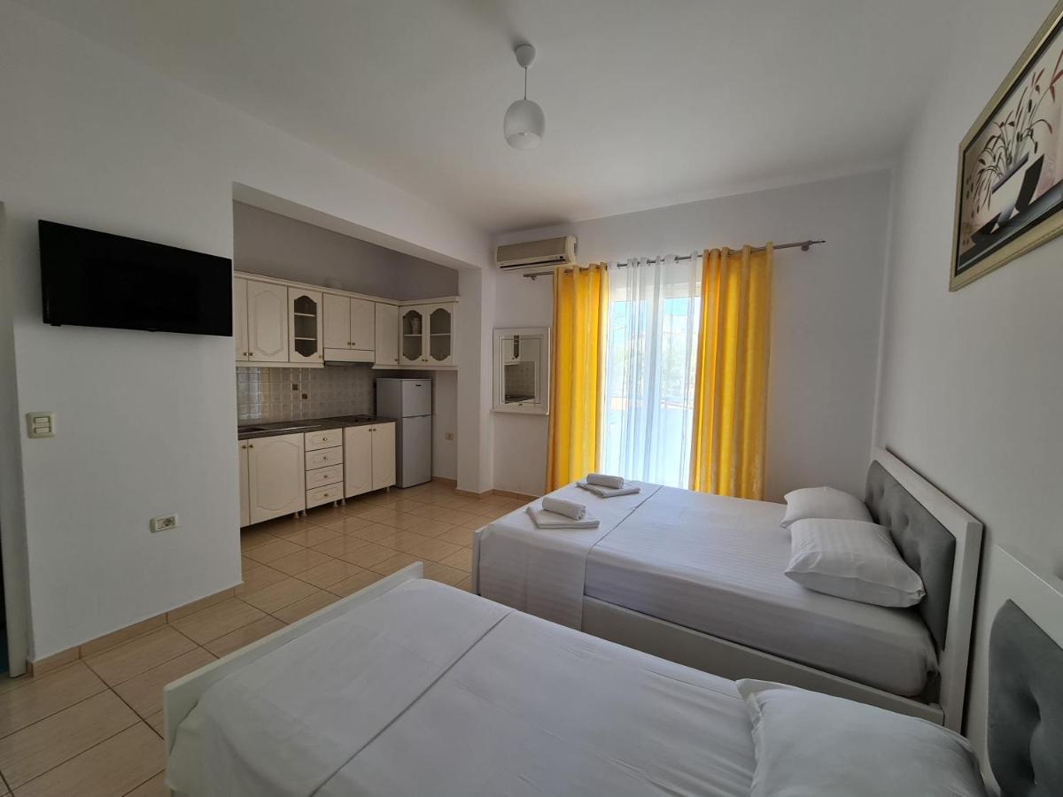 Summer Time Hotel Ksamil Exterior photo