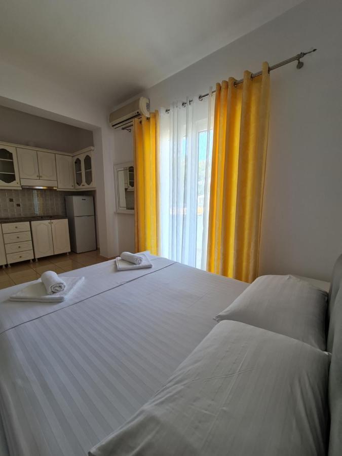 Summer Time Hotel Ksamil Exterior photo