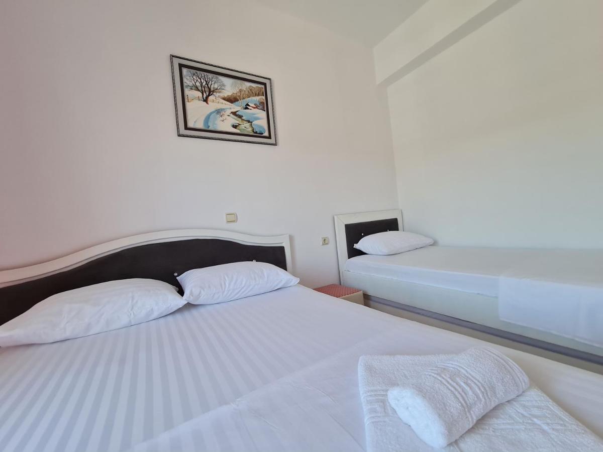 Summer Time Hotel Ksamil Exterior photo