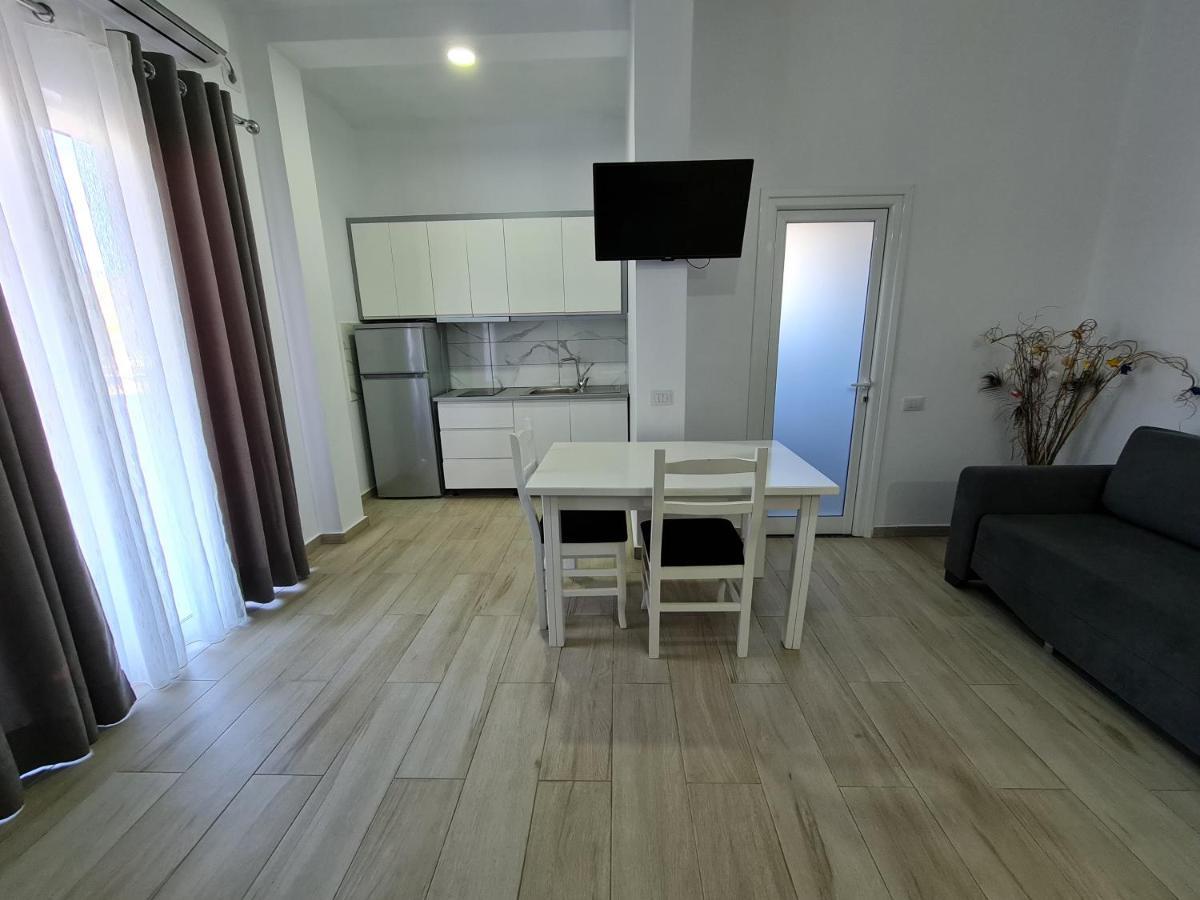 Summer Time Hotel Ksamil Exterior photo