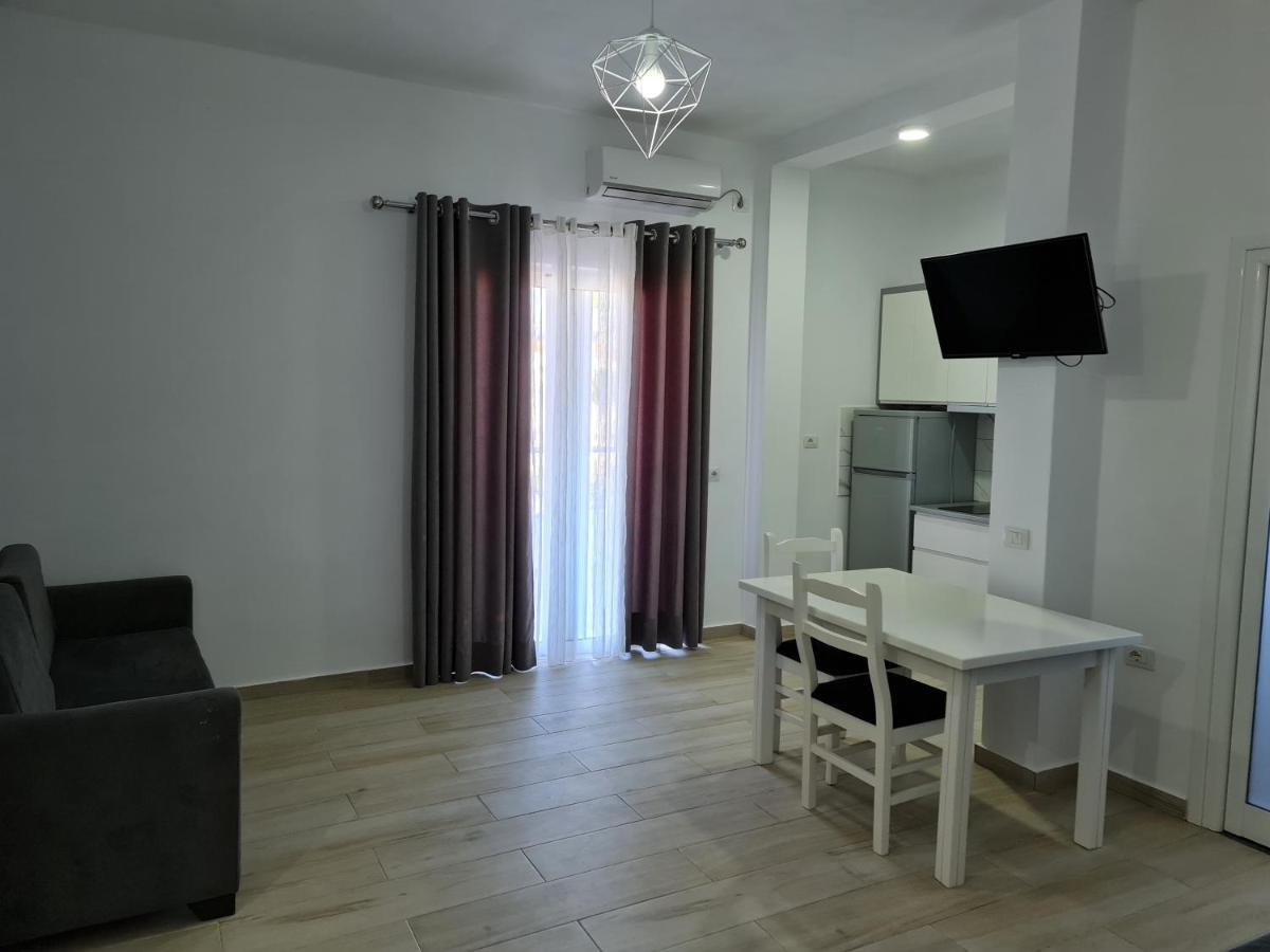 Summer Time Hotel Ksamil Exterior photo